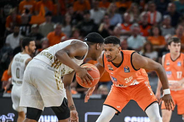 棋艺和不俗 棋艺和不俗